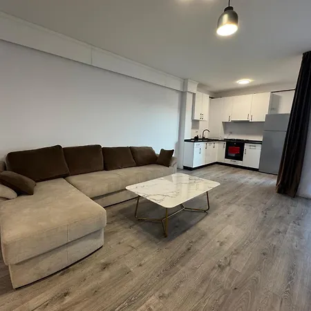 Apartament Central * Крайова